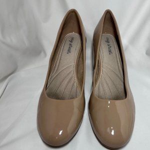 Easy Street Proper Taupe Patent Pumps